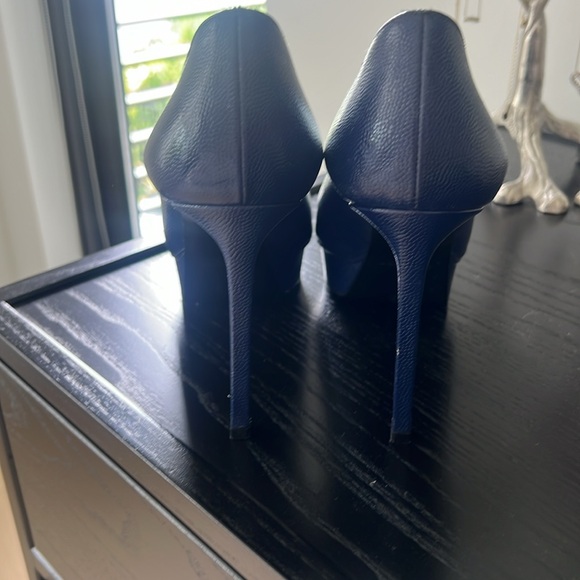 Saint Laurent shoes - Picture 3 of 7